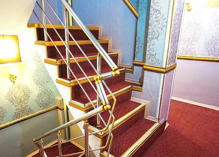 Kaya Royal Hotel Theater Street