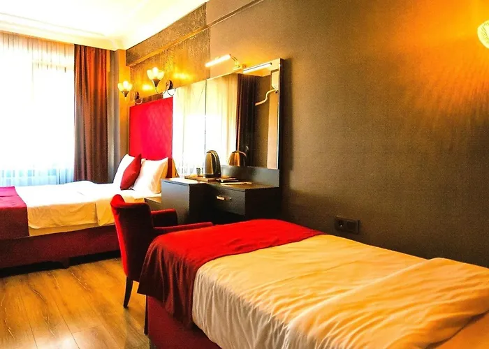 Kaya Royal Hotel Theater Street